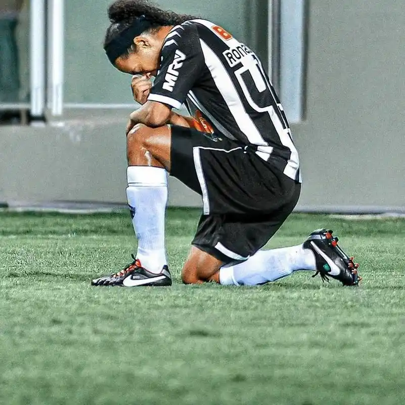 的首个冠军 的首个冠军