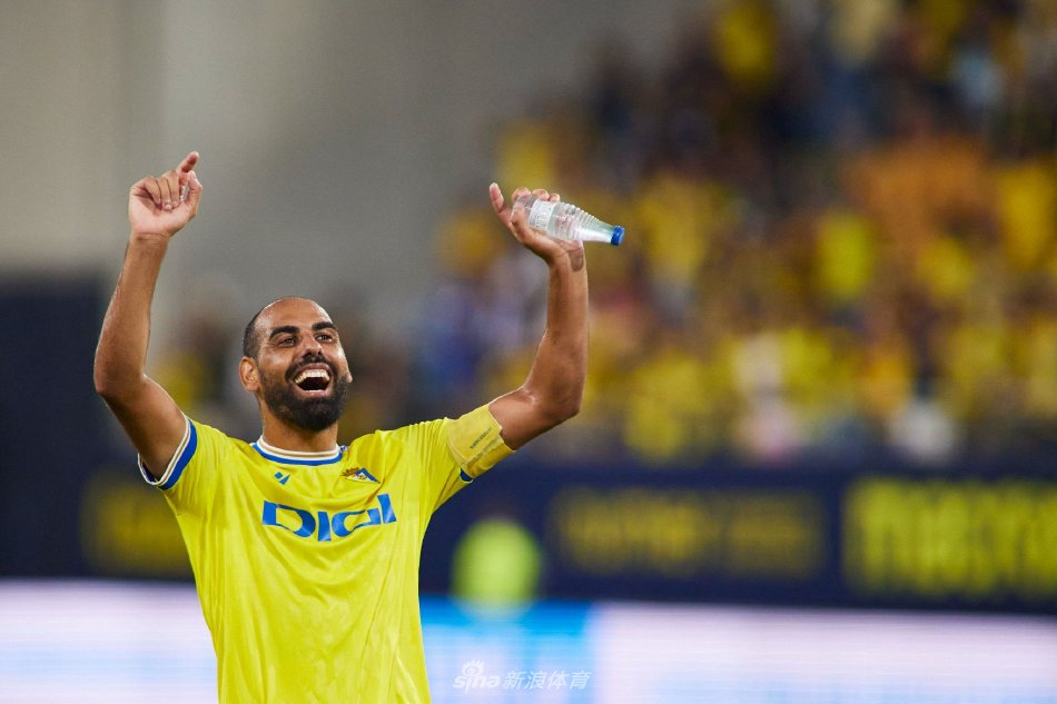 些前任教练 些前任教练